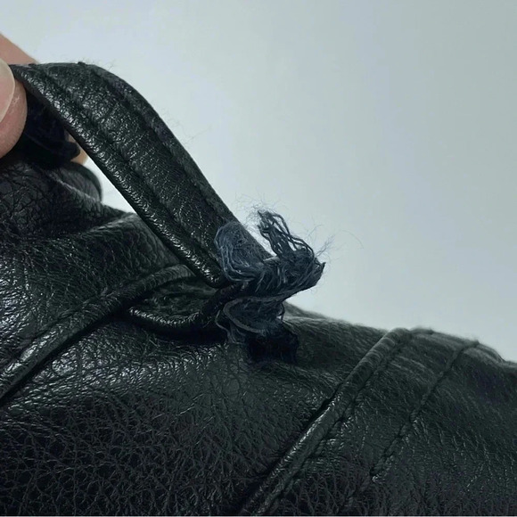 Urban Outfitters foux leather pants Womens Size 26 *Flaw* 2926 - Picture 8 of 11